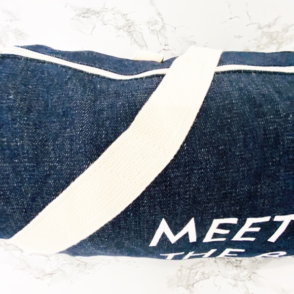 MEET ME AT THE BARRE Gym Bag by Private Party - Picture 6 of 7